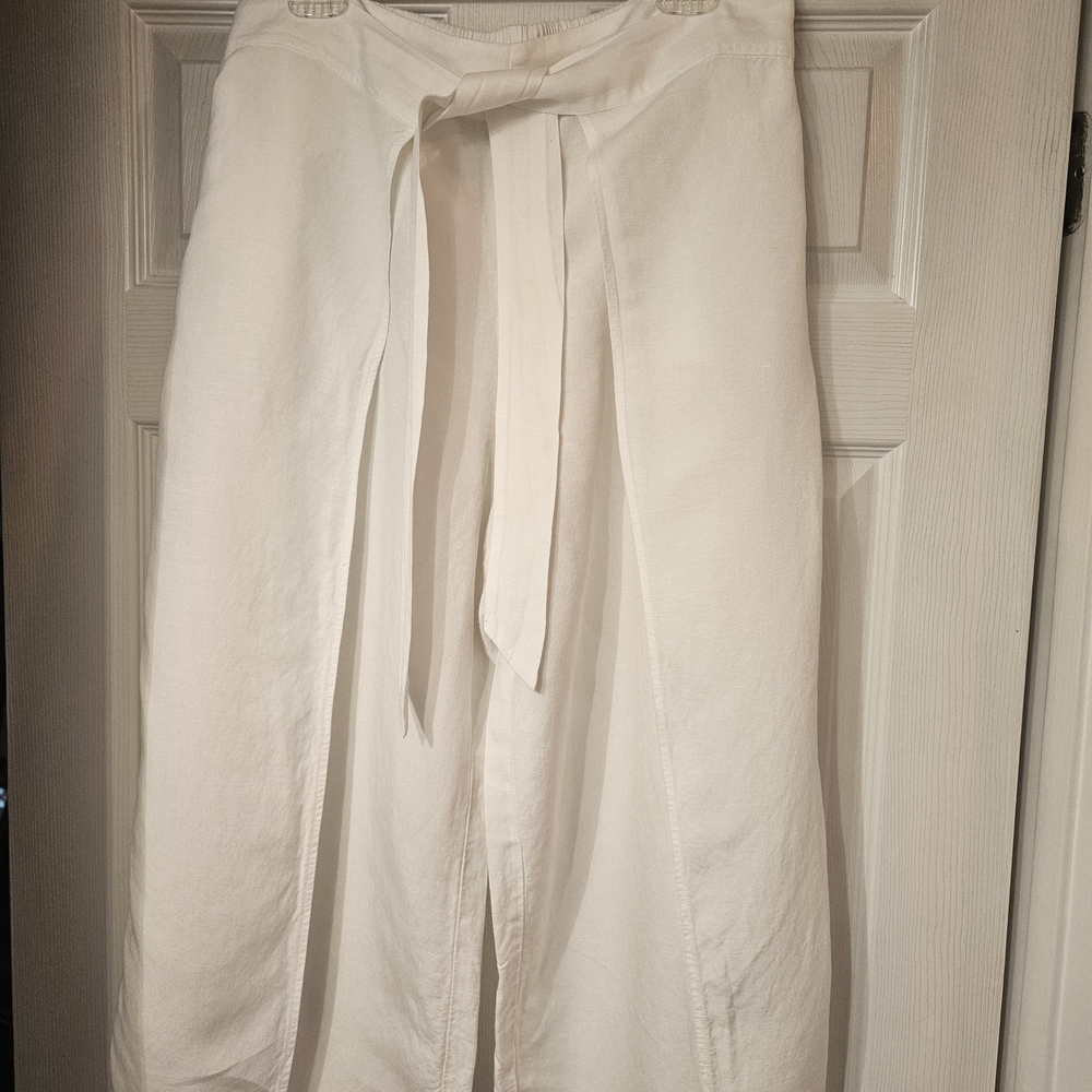 Elegant White Wide-Leg Pants